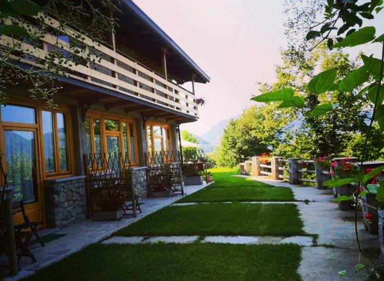 Agriturismo La Selvaggia Mandello del Lario Buitenkant foto